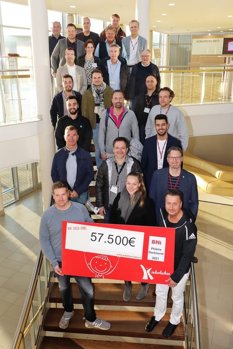 Spendenübergabe des BNI Chapter Phönix Dortmund an Kinderlachen e. V. im Jahr 2021: 57.500 €